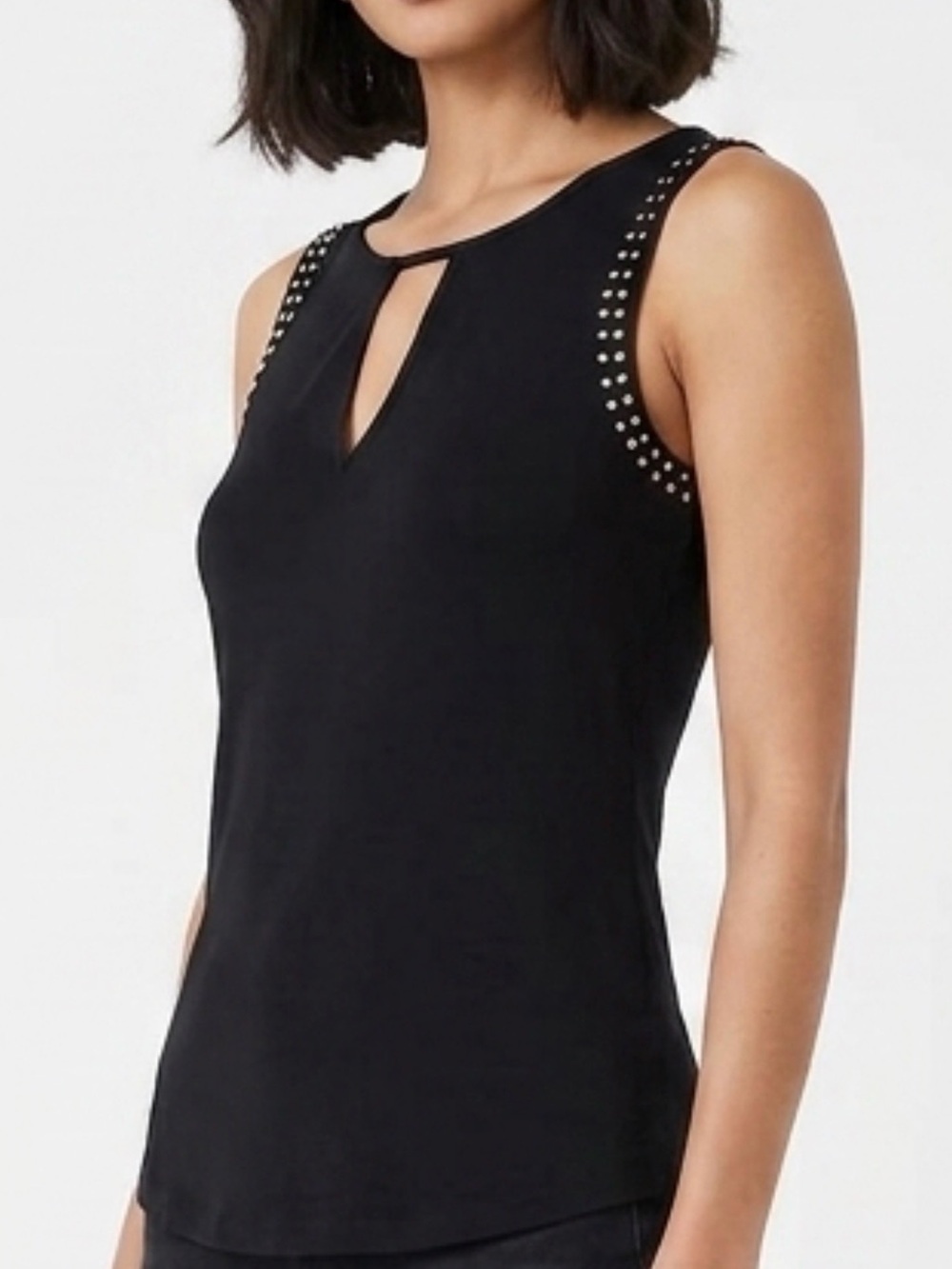 Express Black Keyhole Tank with Stud Accents Sz-M. G3‎